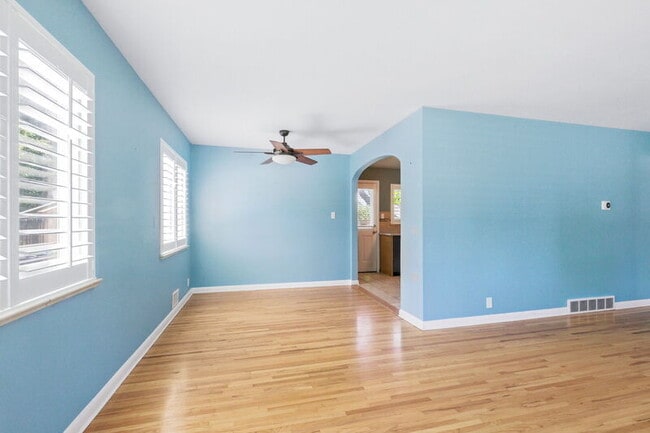 Building Photo - 1761 S Filbert Ct