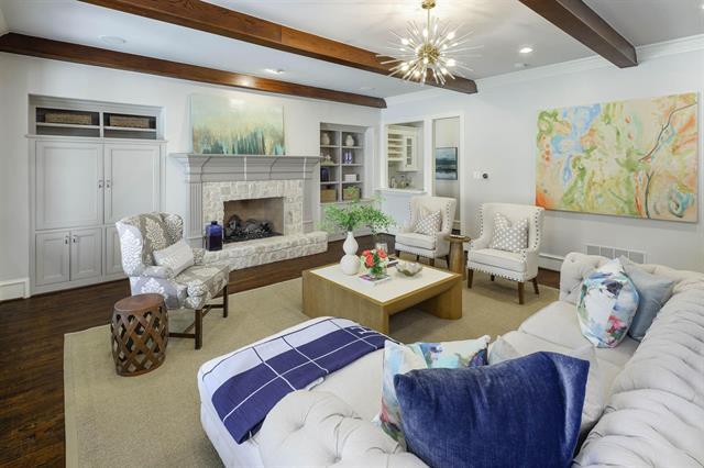 Building Photo - 2900 Amherst Ave