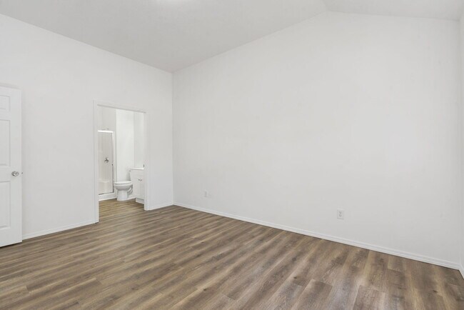 Building Photo - 3907 N 15th St