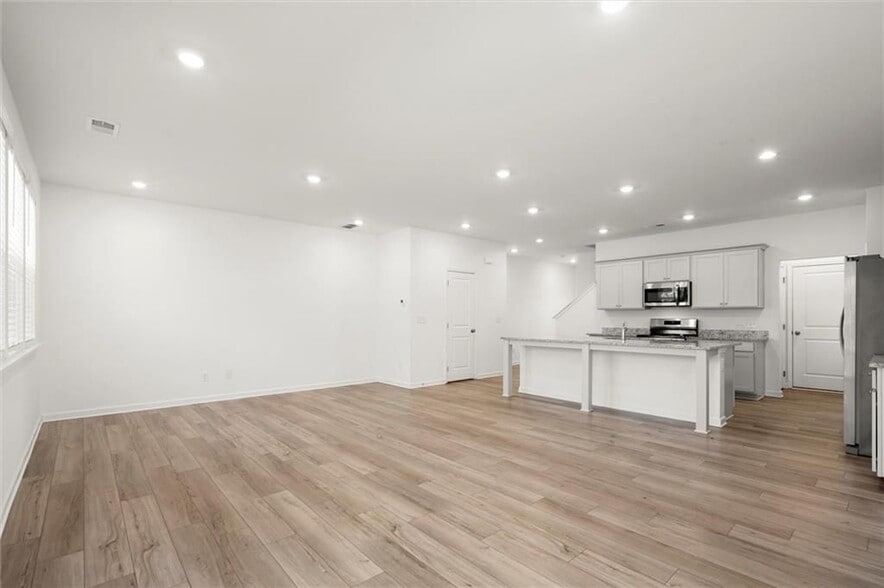 Building Photo - 236 Vision St