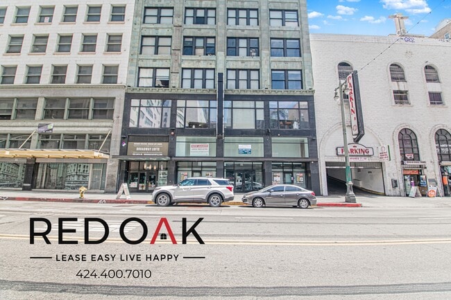 Building Photo - 430 S Broadway
