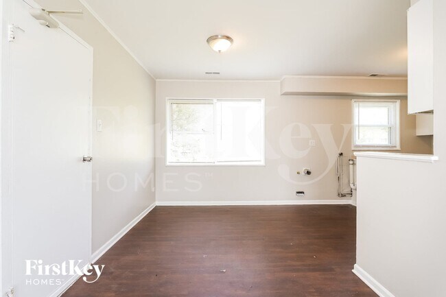 Building Photo - 340 Westgate Dr
