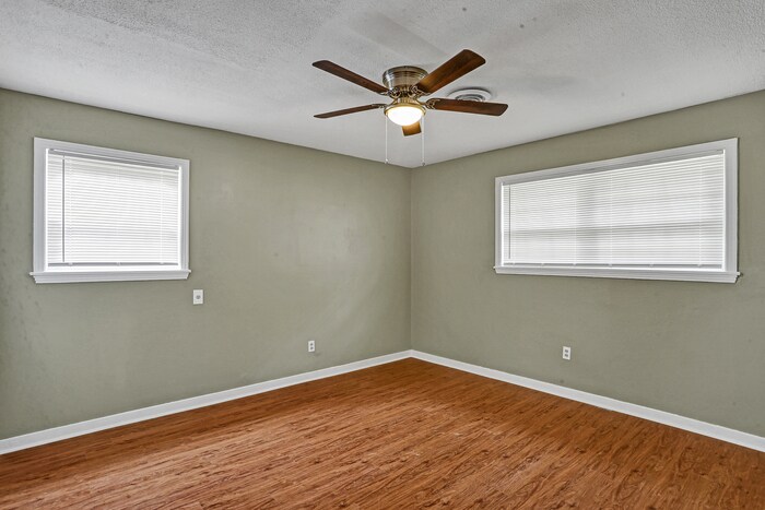 Building Photo - 192 Chotard Ave