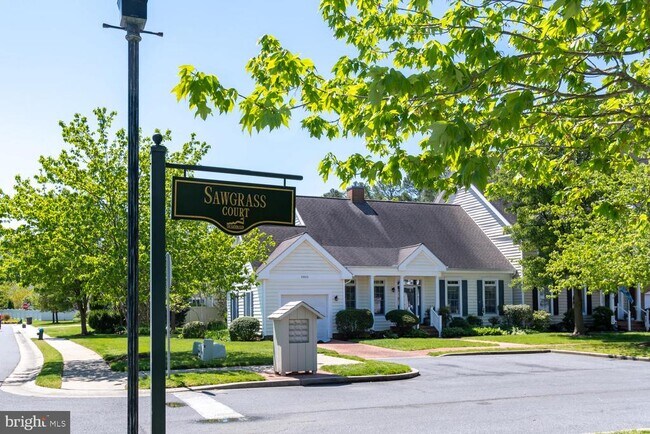 Building Photo - 28504 Sawgrass Ct