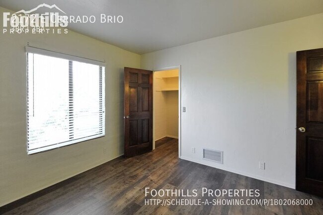 Building Photo - 2172 E Cerrado Brio