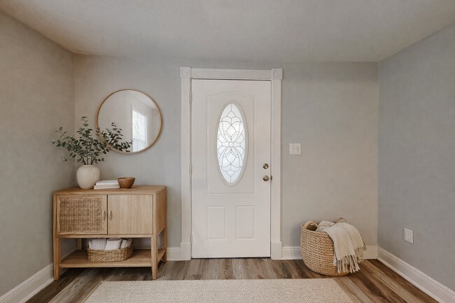 Building Photo - Charming 3 Bed Home with Fenced Yard in Tampa, FL