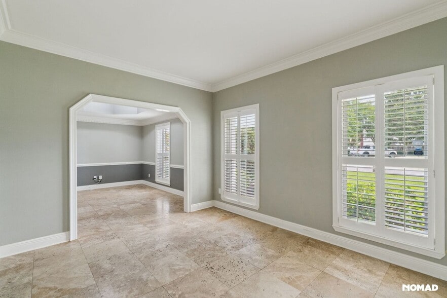 Building Photo - 4401 Chula Vista