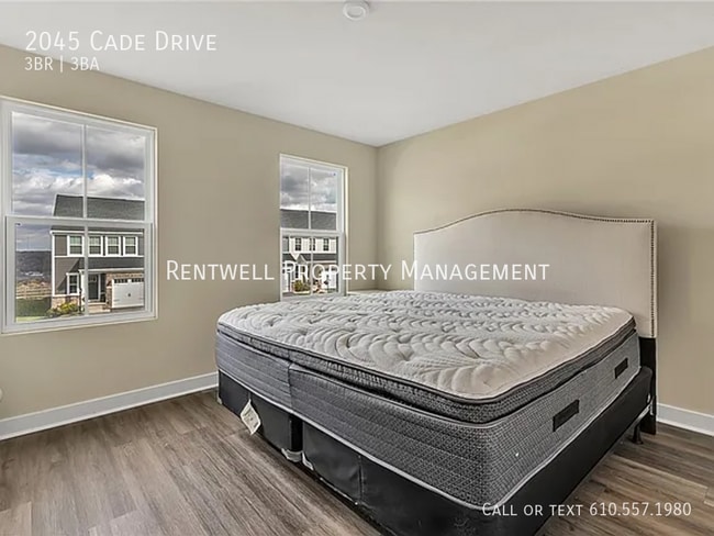 Building Photo - 2045 Cade Dr