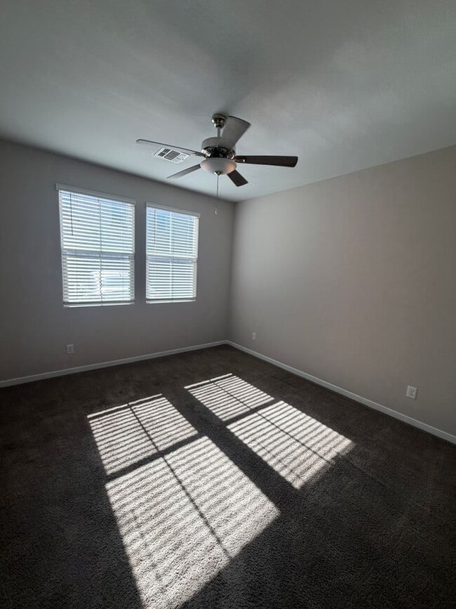Building Photo - Unique opportunity! Rent a NEWER home in Tempe!! This home features 4 bedrooms & 3.5 baths with 2...