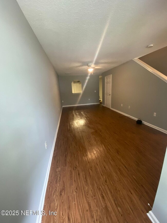 Building Photo - 8465 McGirts Village Ln