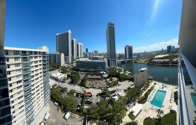 Building Photo - 3800 S Ocean Dr
