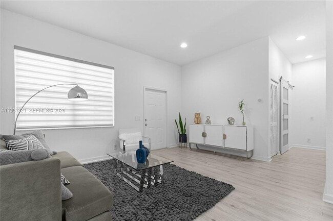 Building Photo - 625 Bald Cypress Rd