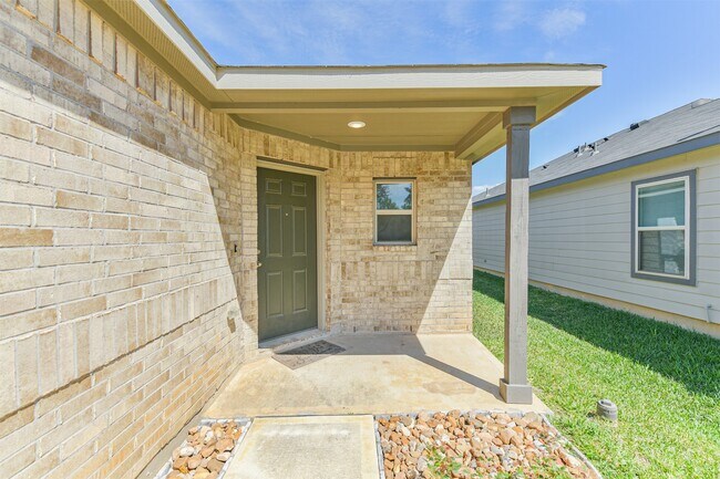 Building Photo - 2135 Twisted Cedar Ct