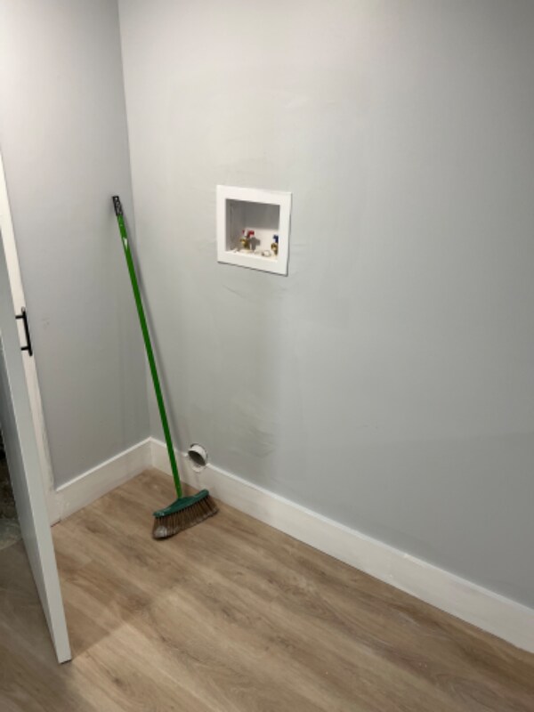 Building Photo - 121 Stone St