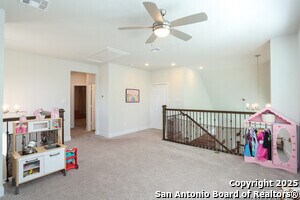 Building Photo - 10220 High Noon Dr
