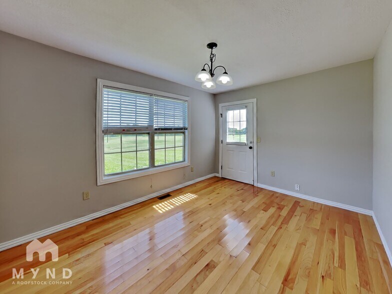 Building Photo - 5697 W Alexa Ln