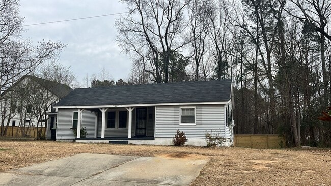 Building Photo - 312 Earnie Ln