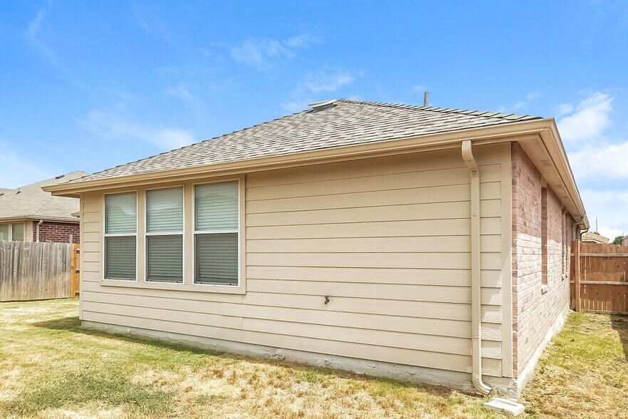 Building Photo - 1708 Morning Dove Dr