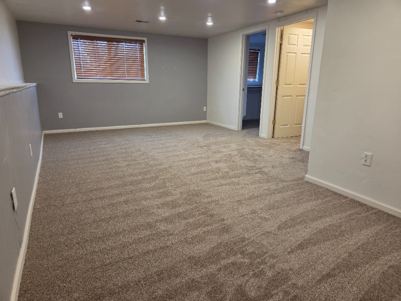 Building Photo - 1871 Shumway Ave