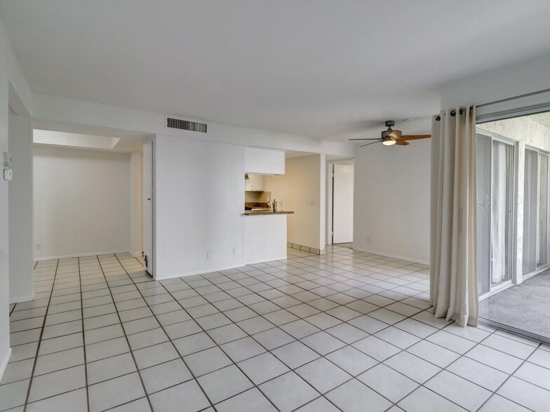 Building Photo - 1490 S Camino Real