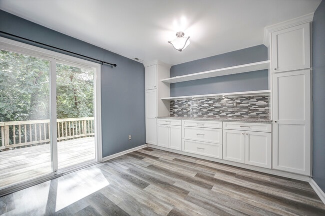 Building Photo - 13711 Flowing Brook Ct