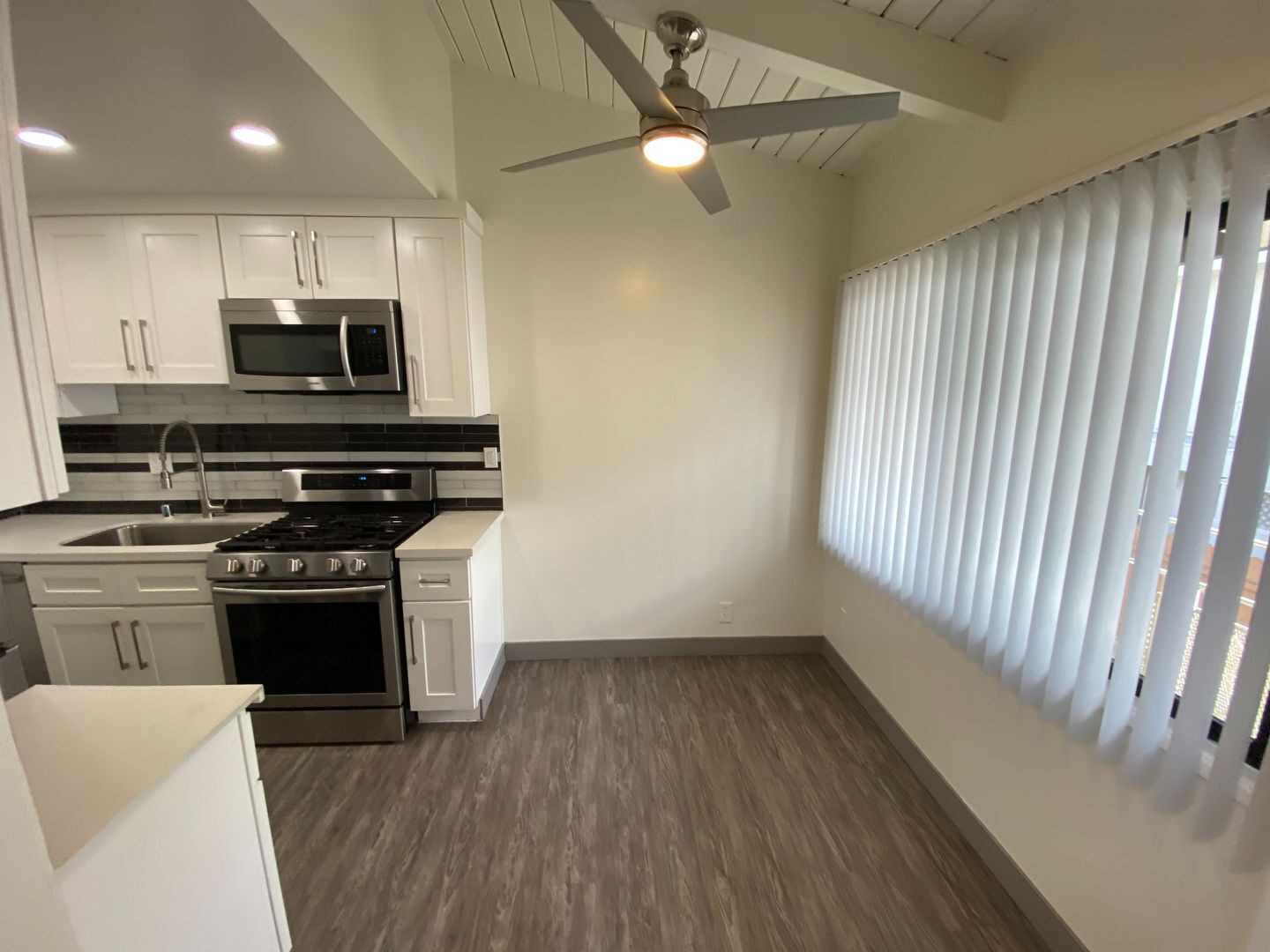 Building Photo - 3538 Keystone Av