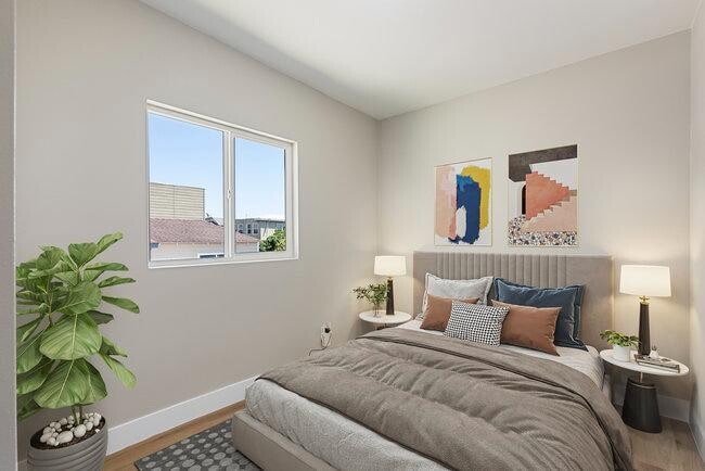 Building Photo - 448 E St