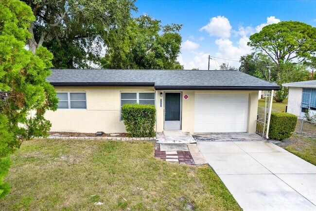 Building Photo - 5543 Gulf Dr