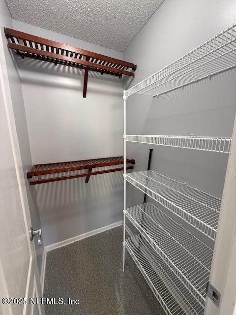 Building Photo - 12947 Tree Wy Ct N