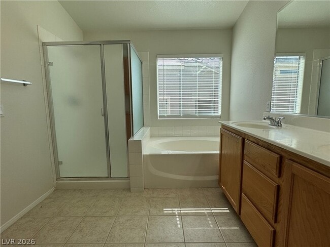 Building Photo - 5029 Ivy Creek Ct