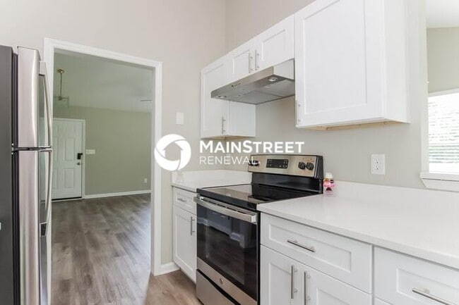 Building Photo - 3 Bedroom Pet-Friendly Home in CHARLOTTE, NC with Main Street Renewal