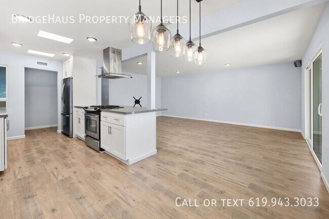 Building Photo - Fully Updated 3-Bedroom, 2-Bathroom Home i...