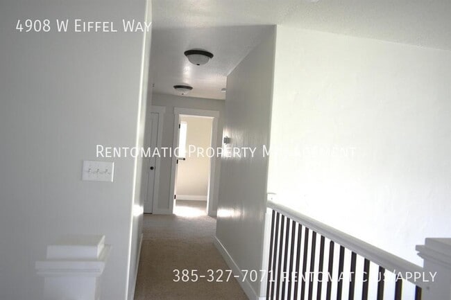 Building Photo - 4908 Eiffel Wy