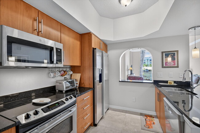 Building Photo - 600 S Dixie Hwy