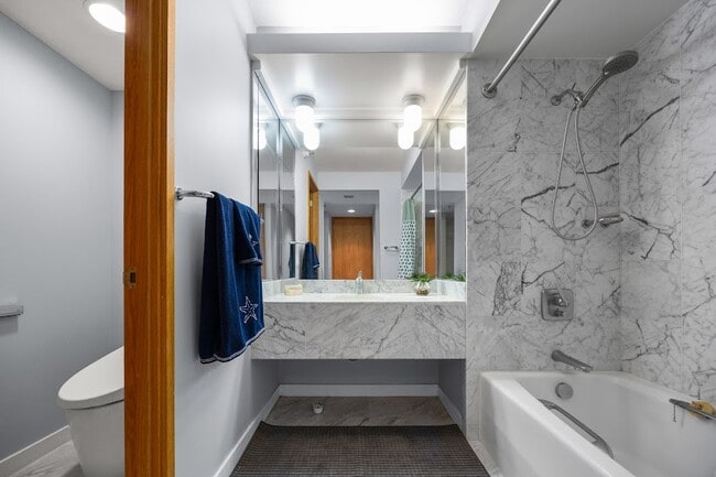 Building Photo - 1330 Ala Moana Blvd