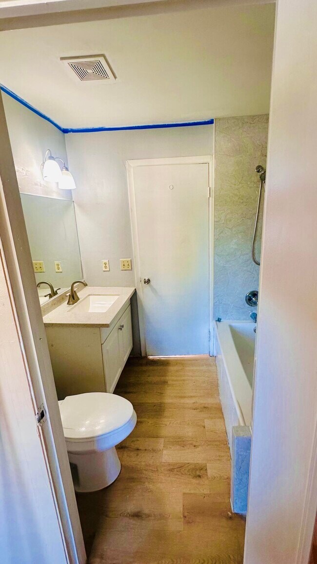 Building Photo - 5145 Breckenridge Pl