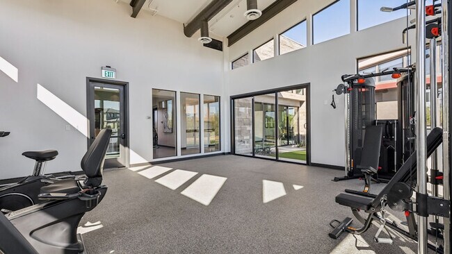 Building Photo - 5972 E Sinclair St