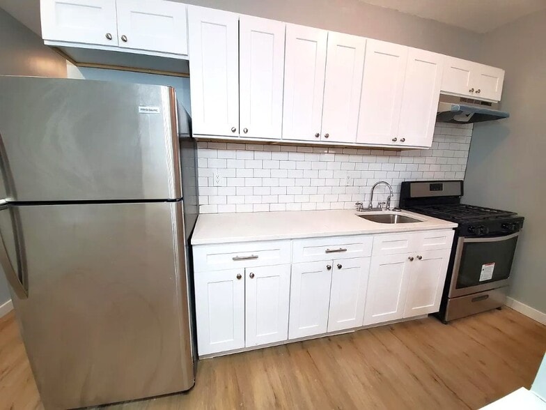 Building Photo - 139 N 11th St