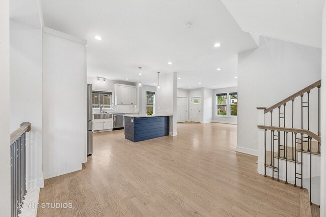 Building Photo - 297 Highland Ave