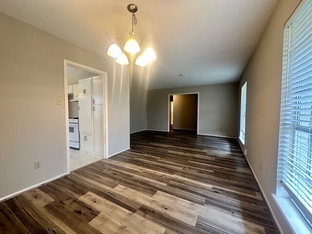 Building Photo - 11735 N Willowdale Cir