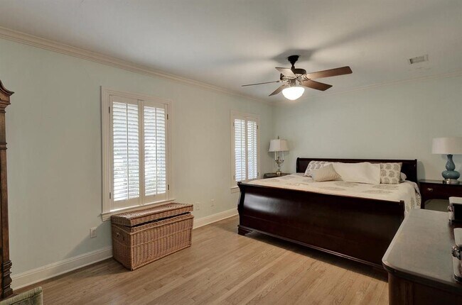 Building Photo - 5018 Shoal Creek Blvd