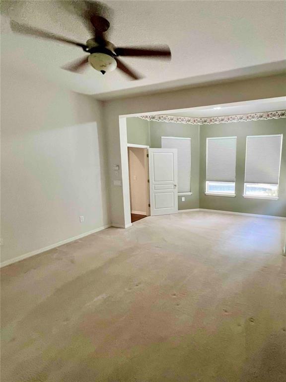 Building Photo - 7450 Ambleside Dr