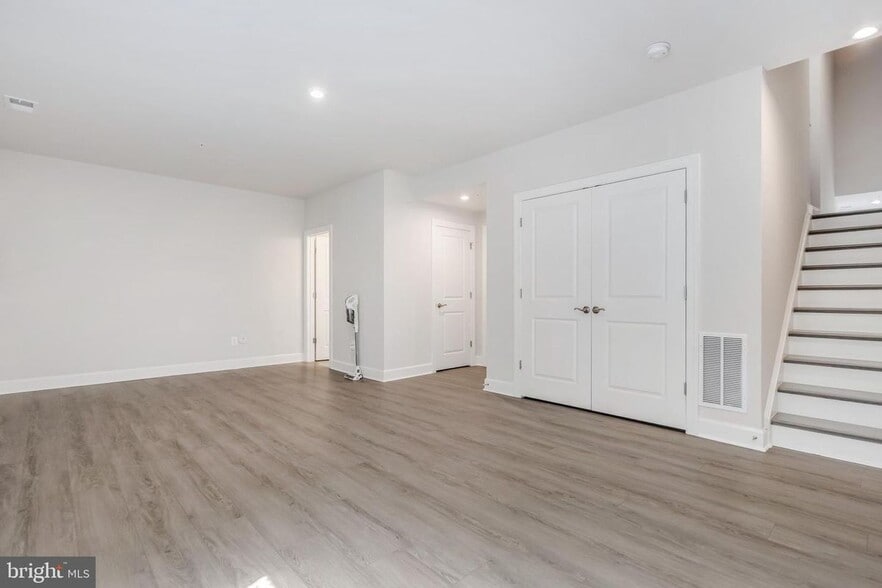 Building Photo - 3817 Polo Pl