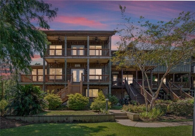 Primary Photo - 311 Magnolia Ave