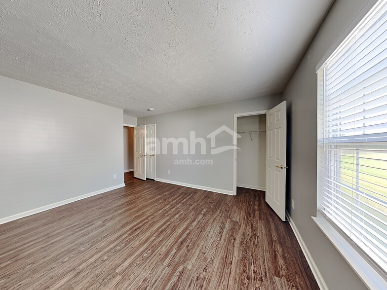 Building Photo - 5956 Crosscut Ln