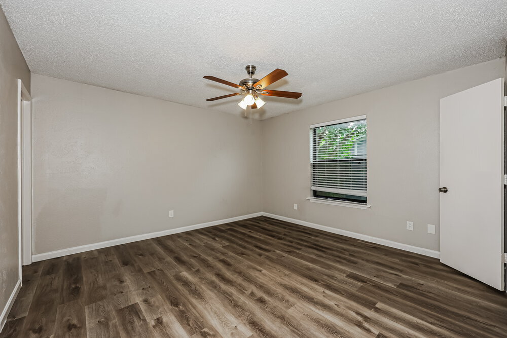 Building Photo - 933 Lemontree Dr