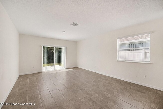 Building Photo - 849 Brookview Ln