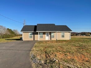 Building Photo - 1434 Quarles Rd