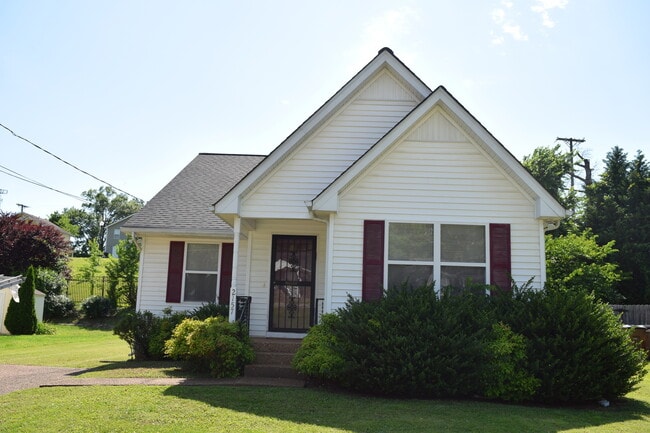 Building Photo - Wonderful 3 Bedroom 2 Bath Home Now Available!