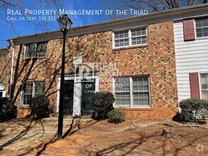 Building Photo - 2 Bedroom/2.5 Bath Condo in Winston-Salem